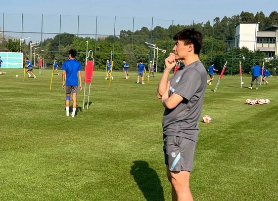 麻豆成人国产电影传媒一区