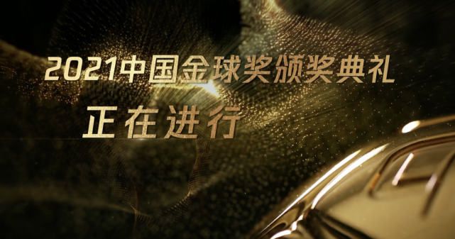 秘书双腿打开揉弄高潮